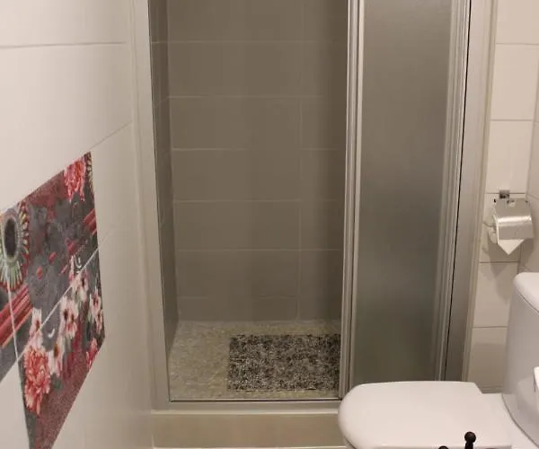 Appartement Ines 2 *