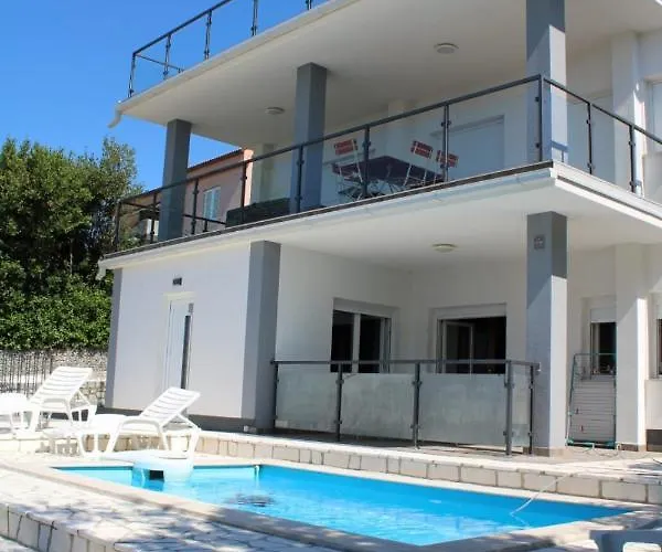 Appartement Ines 2 Novi Vinodolski